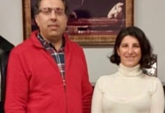 TARIM VE ORMAN BAKAN YARDIMCISI PROF RN AHMET GÜMEN VE BURSA VETERiNER HEKiMLER ODASI BAŞKANI MELiKE BAYSAL TARIM VE ORMAN BAKAN YARDIMCISI PROF RN AHMET GÜMEN VE BURSA VETERiNER HEKiMLER ODASI BAŞKANI MELiKE BAYSAL