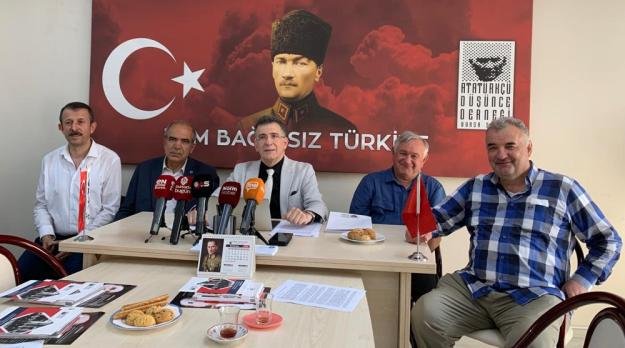 ADD BURSA ŞUBESi BAŞKANI GÜRHAN AKDOĞAN ALi KÜÇÜKSARI CHP DEĞiŞiM ÇAĞRISI ADD BURSA ŞUBESi BAŞKANI GÜRHAN AKDOĞAN ALi KÜÇÜKSARI CHP DEĞiŞiM ÇAĞRISI