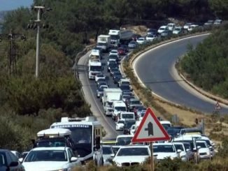 YOLLARDA BAYRAM TATİLİ YOĞUNLUĞU