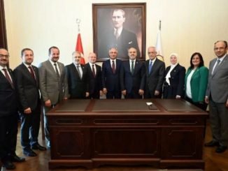 AK PARTi GENEL BAŞKANVEKiLi EFKAN ALA iLK ZiYARETÇiLERi BURSA HEYETi OLDU