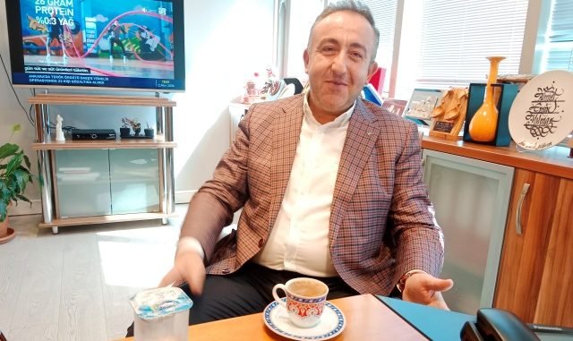 BURSA'NIN EN BÜYÜK iLÇESiNDE VATARNDAŞ AK PARTi SiYASETÇiLERiNDEN NE iSTiYOR AK PARTi OSMANGAZi iLÇE BAŞKANI UFUK ÇÖMEZ AÇIKLADI BURSA'NIN EN BÜYÜK iLÇESiNDE VATARNDAŞ AK PARTi SiYASETÇiLERiNDEN NE iSTiYOR AK PARTi OSMANGAZi iLÇE BAŞKANI UFUK ÇÖMEZ AÇIKLADI