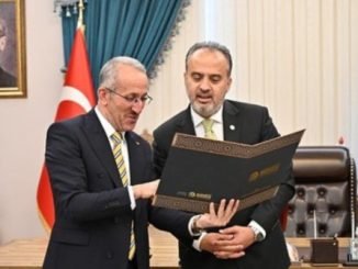 BÜYÜKŞEHİR BELEDİYE BAŞKANI ALİNUR AKTAŞ İL NÜFUS VE VATANDAŞLIK MÜDÜRÜ HÜSAMETTİN ERKINAY