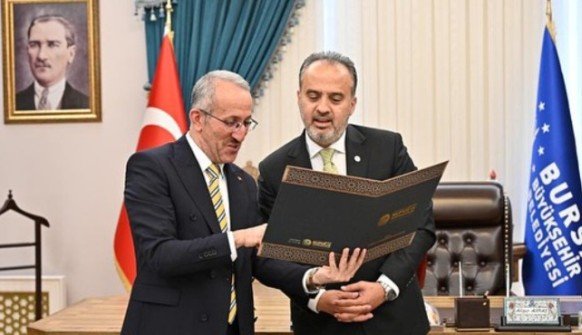 BÜYÜKŞEHİR BELEDİYE BAŞKANI ALİNUR AKTAŞ İL NÜFUS VE VATANDAŞLIK MÜDÜRÜ HÜSAMETTİN ERKINAY BÜYÜKŞEHİR BELEDİYE BAŞKANI ALİNUR AKTAŞ İL NÜFUS VE VATANDAŞLIK MÜDÜRÜ HÜSAMETTİN ERKINAY