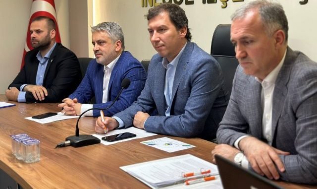 AK PARTi BURSA MiLLETVEKiLi AYHAN SALMAN AK PARTi iNEGÖL iLÇE BAŞKANI MUSTAFA DURMUŞ iNEGÖL BELEDiYE BAŞKANI ALPER TABAN AK PARTi BURSA MiLLETVEKiLi AYHAN SALMAN AK PARTi iNEGÖL iLÇE BAŞKANI MUSTAFA DURMUŞ iNEGÖL BELEDiYE BAŞKANI ALPER TABAN