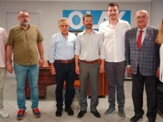 OLAY ZiYARETi CHP NiLÜFER iLÇE BAŞKANI ADAYI ÖZGÜR ŞAHiN VE EKiBi MEHMET ALi iNAN SELAMi ŞAHiN