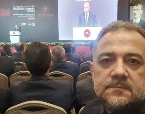 DEPREM GERÇEĞİ VE KENTSEL DÖNÜŞÜM ŞURASI'NDA SERKAN IŞIK DEPREM GERÇEĞİ VE KENTSEL DÖNÜŞÜM ŞURASI'NDA SERKAN IŞIK