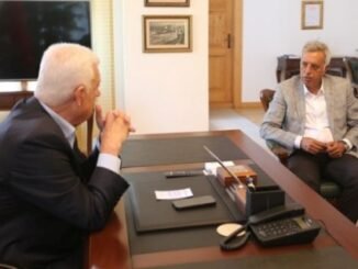 CHP EĞiTiM POLiTiKALARI BAŞKAN YARDIMCISI MEHMET YILDIZ VE MUĞLA BÜYÜKŞEHiR BELEDiYE BAŞKANI OSMAN GÜRÜN