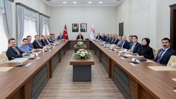 BURSA'NIN YENi MÜLKi iDARE KADROSU BURSA'NIN YENi MÜLKi iDARE KADROSU