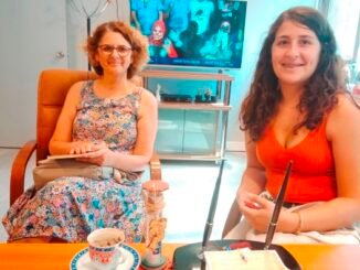 TAKSAV BURSA TEMSiLCiSi ŞERMiN PANRK VE SiBEL KAHRAMAN