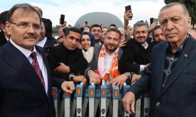 CUMHURBAŞKANI RECEP TAYYiP ERDOĞAN VE HAKAN ÇAVUŞOĞLU CUMHURBAŞKANI RECEP TAYYiP ERDOĞAN VE HAKAN ÇAVUŞOĞLU