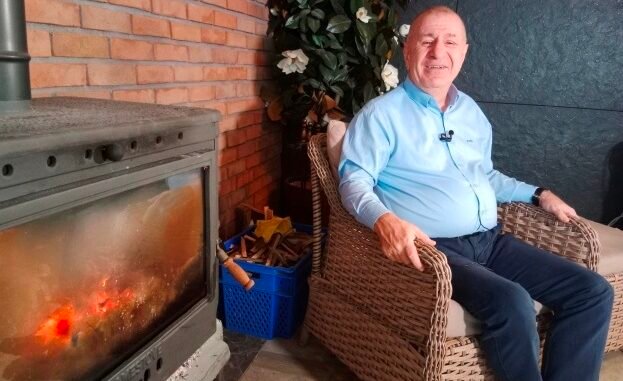 BURSA PROGRAMINDA ZAFER PARDTiSi GENEL BAŞKANI PNROF DR ÜMiT ÖZDAĞ YOĞUN iLGi GÖRDÜ BURSA PROGRAMINDA ZAFER PARDTiSi GENEL BAŞKANI PNROF DR ÜMiT ÖZDAĞ YOĞUN iLGi GÖRDÜ