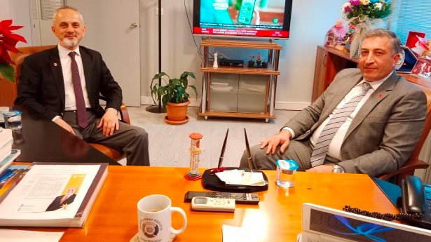 SAADET PARTİSİ İL BAŞKANI ALİ OSMAN KARAHAN VE GÖKHAN GERÇEK SAADET PARTİSİ İL BAŞKANI ALİ OSMAN KARAHAN VE GÖKHAN GERÇEK