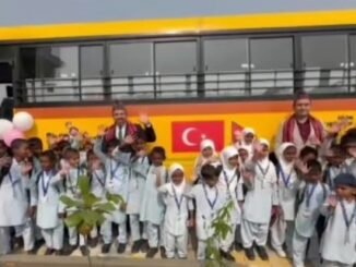 TiKA'DAN NEPAL'E ÖĞRENCi SERViSi OTOBÜSÜ