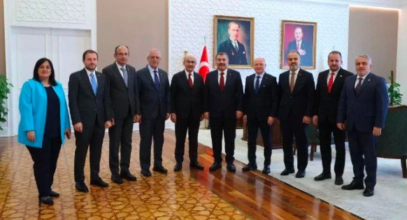 ANKARA'DA SAĞLIK ZiRVESi SAĞLIK BAKANI FAHRETTiN KOCA iLE BURSA SAĞLIK YATIRIMLARI GÖRÜYMESi ANKARA'DA SAĞLIK ZiRVESi SAĞLIK BAKANI FAHRETTiN KOCA iLE BURSA SAĞLIK YATIRIMLARI GÖRÜYMESi