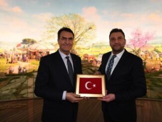 MHP iL BAŞKANI MUHAMMET TEKiN VE OSMNANGAZi BELEDiYE BAŞKANI MUSTAFA DÜNDAR