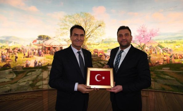 MHP iL BAŞKANI MUHAMMET TEKiN VE OSMNANGAZi BELEDiYE BAŞKANI MUSTAFA DÜNDAR MHP iL BAŞKANI MUHAMMET TEKiN VE OSMNANGAZi BELEDiYE BAŞKANI MUSTAFA DÜNDAR