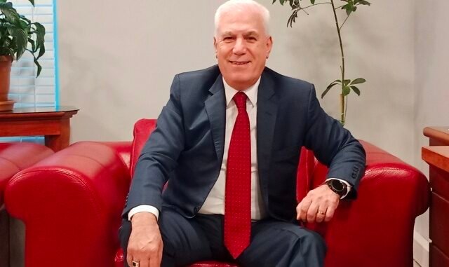 BURSA iÇiN ÖNCELiK BELiRLEDi CHP BÜYÜKŞEHiR ADAYI MUSTAFA BOZBEY BURSA iÇiN ÖNCELiK BELiRLEDi CHP BÜYÜKŞEHiR ADAYI MUSTAFA BOZBEY