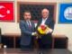 BEDFE'DE ÖMER ÖMEROĞLU YENİ BAŞKAN SAVAŞ ALBAYRAK'A DEVRETTİ