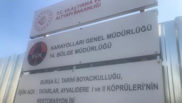 TARİHİ AYVALİDERE KÖPRÜSÜ RESTORASYONUNU KARAYOLLARI YAPIYOR TARİHİ AYVALİDERE KÖPRÜSÜ RESTORASYONUNU KARAYOLLARI YAPIYOR