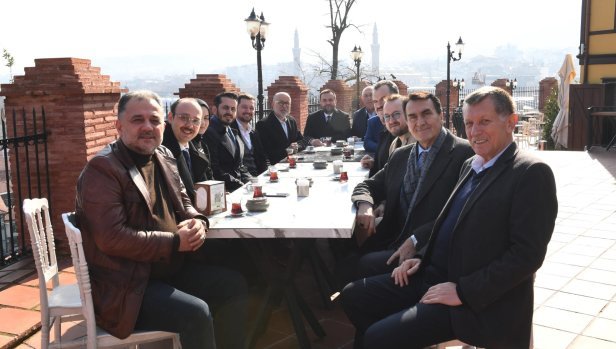 OSMANGAZi BELEDiYE BAŞKANI MUSTAFA DÜNDAR AK PARTi OSMANGAZi ADAY ADAYIYLA BULUŞTU OSMANGAZi BELEDiYE BAŞKANI MUSTAFA DÜNDAR AK PARTi OSMANGAZi ADAY ADAYIYLA BULUŞTU
