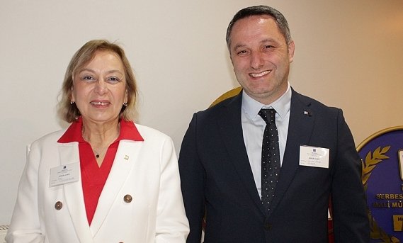 ATiLLA ERDEM iMO BAŞKANI SEÇiLDi ÜLKÜ MERCAN KÜÇÜKKAYALAR ATiLLA ERDEM iMO BAŞKANI SEÇiLDi ÜLKÜ MERCAN KÜÇÜKKAYALAR