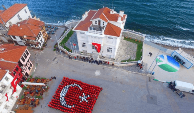 4 MUDANYA MÜTAREKE MEYDANI