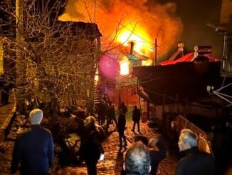 REFiK ÖZEN GÜNEYBUDAKLAR EV YANGINI