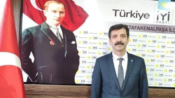 5 iYi PARTi MUSTAFAKEMALPAŞA iLÇE BAŞKANI TEVFiK DEMiR iSTiFA ETTi