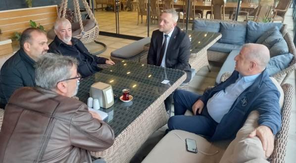 2 ZAFER PARTiSi GENEL BAŞKANI ÜMiT ÖZDAĞ TEŞKiLATI GÜÇLENDiRMEK iÇiN KONGRE KARARI ALDI