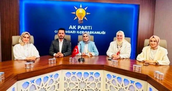 2 BÜŞRA KOYUNCU, iMREN ÇAVUŞOĞLU, ADNAN KURTULUŞ