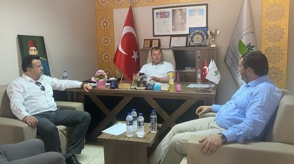 4 MHP OSMANGAZi iLÇE BAŞKANI KERiM GÜRSEL ÇELEBi AHMETBEY KÖYÜ MUHTARI ZiYARETi