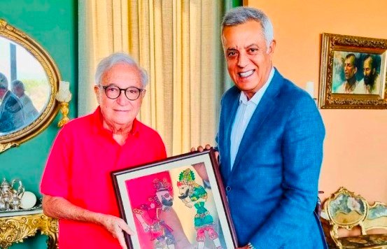 4 BÜYÜKŞEHiR GENEL SEKRETER YARDIMCISI MEHMET YILDIZ VE BURSALI MODACI YILDIRIM MAYRUK