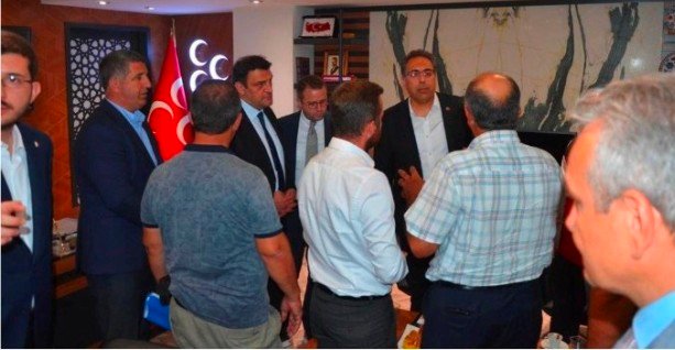 3 TARIM VE ORMAN BAKAN YARDIMCISI AHMET GÜMEN DOMATES ÜRETECiLERiYLE MHP iL BAŞKANLIĞINDA BULUŞTU