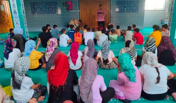 3 YILDIRIM İLÇE SAĞLIK MÜDÜRLÜĞÜ KUR'AN KURSLARI VE SPOR KAMPLARINDA YAZ BOYU EĞİTİM BERDİ