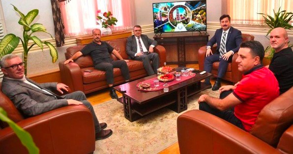 6 YENİŞEHİR BELEDİYE BAŞKANI ERCAN ÖZEL VE PANAYIR HAZIRLIĞI TOPLANTISI