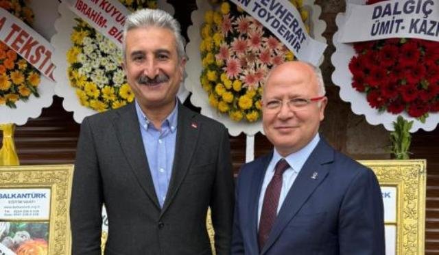 3 AK PARTİ İL BAŞKANI DAVUT GÜRKAN VE CHP İL BAŞKANI NİHAT YEŞİLTAŞ