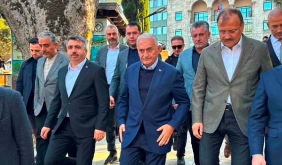 4 BiNALi YILDIRIM, HAKAN ÇAVUŞOĞLU, OKTAY YILMAZ, SAADETTiN CANGÜL'ÜN CENAZESi