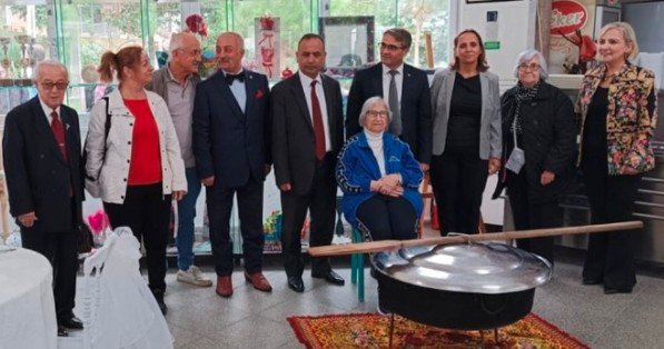 4 DÜNYA YAŞLILAR GÜNÜ HUZUREVİ ZİYARETİ