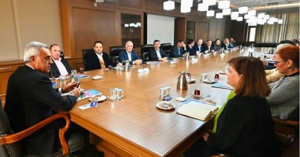 4 BÜYÜKŞEHİR BELEDİYESİ GENEL SEKRETER YARDIMCISI MEHMET YILDIZ, HANLAR BÖLGESİ VE KAPALIÇARŞI TURİZM VİZYONU TOPLANTISI
