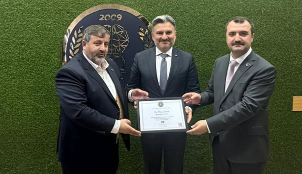 2 TR DÜŞÜNCE KILÜBÜ KONUĞU ORHAN SAMAST SİYASAL İLETİŞİMİ ANLATTI