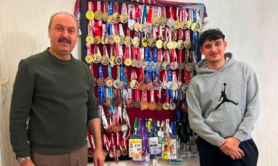 5 MİLLİ ESKRİMCİ TOLGA ASLAN VE MEHMET FİDAN