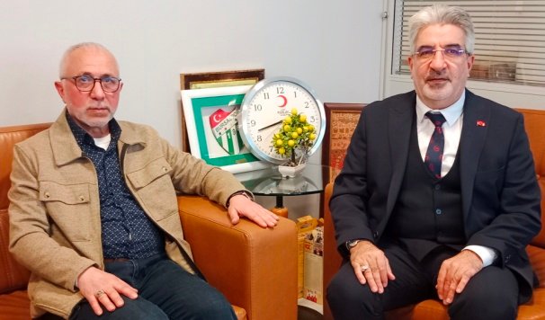 1 ESDER BAŞKANI iBRAHiM ÖZACAR VE GÜVEN OCAK