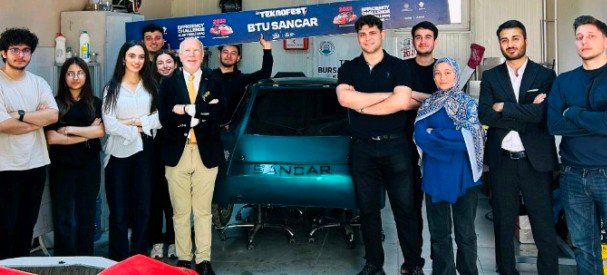 1 NEJAT YAHYA, BTÜ SANCAR TEAM EKİBİ, AZİZ SANCAR DURUŞU VE SANCAR ELEKTRİKLİ OTOMOBİLİ