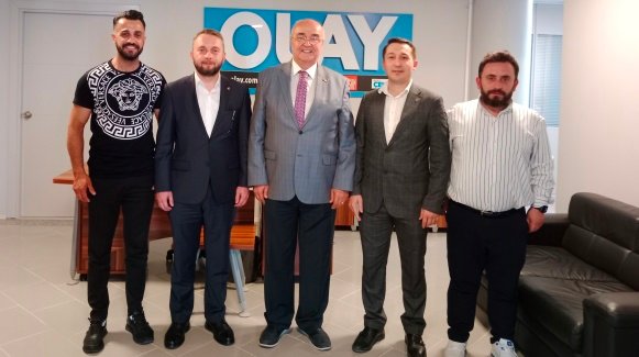 2 SAHA GÖZLEMiNi PAYLAŞAN AK PARTi OSMANGAZi YÖNETiM KURULU GENÇ ÜYELERi HEYECANLI