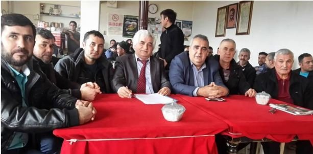 3 iŞÇiDER BAŞKANI iSMAiL DORU, iSMET KOYUNCUYLA BiRLiKTE GiTTiJĞi DAĞAKÇA KÖYÜ'NE DESTEK iSTEDi