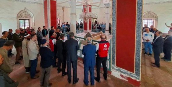 6 MURADİYE'DE SILTAN II. MURAD'IN VASİYETNAMESİ HALKA AÇILDI