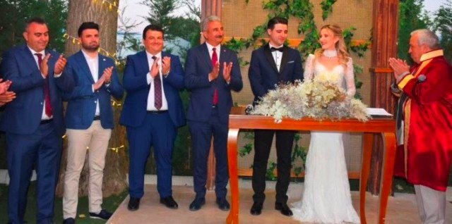 5 CANSU PAÇACI VE SEFA CAN ERTAN NiKAHI, ŞADi ÖZDEMiR, NiHAT YEŞiLTAŞ, HASAN ÖZTÜRK, ENES ÇELiK