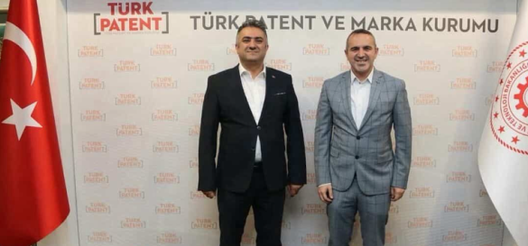 1 TÜRK PATENT BAŞKANI PROF. DR. ZEKi DURAK VE TÜRK PATENT BAŞKAN YARDIMCISI BiLAL TUNÇ, 1 VE 2 NUiMARALAR BURSA'DAN GiETTi,