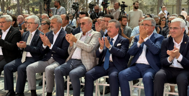 1 HATAY'DA A. MESUT YILMAZ ORTAOKULU AÇILIŞINA CAVİT ÇAĞLAR DA KATILDI