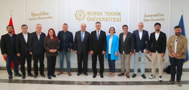 3 SON 4 YILDA 20 BASAMAK YÜKSELEN BURSA TEKNİK ÜNİVERSİTESİ YÜKSEK ÖĞRENİMDE BURSA'NIN GURURU OLDU